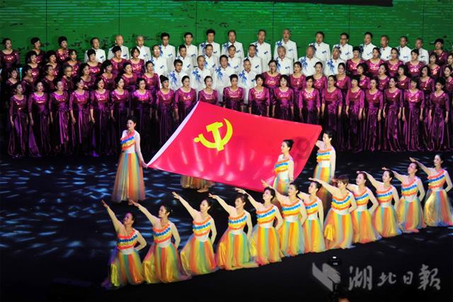热门话题,全面了解毕业应该成为分手的理由吗?